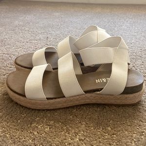 women’s size 8 platform sandals